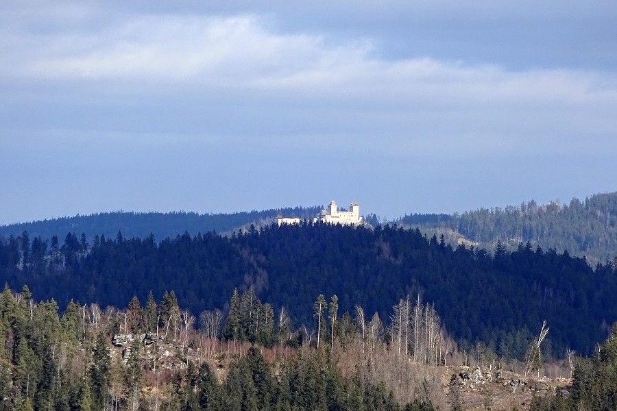 Kašperk od Klostermanovy vyhlídky 