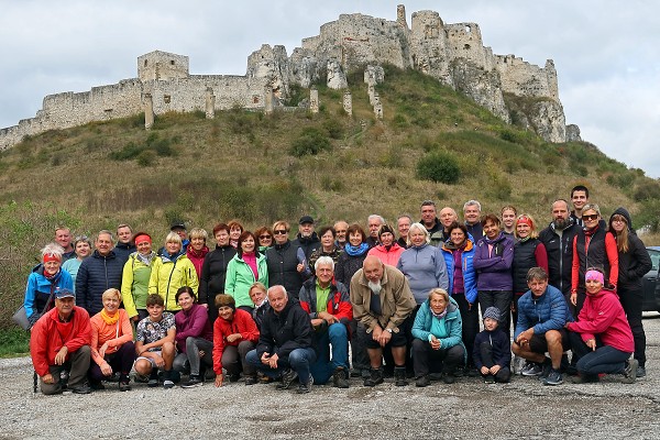 Hromadná fotka pod Spišským hradem
